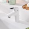 33558LS3 Смеситель для раковины GROHE Eurostyle new с донным клапаном, белая луна