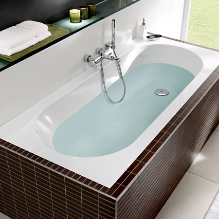 Ванна, Villeroy&Boch, Oberon, ширина, мм-1700, глубина, мм-750, высота, мм-450, водоизмещение (л)-135, тип установки-встраиваемый, форма-прям-я+ножки